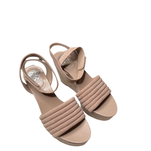 Vince Camuto Size 7 1/2 M - Picture 1 of 14